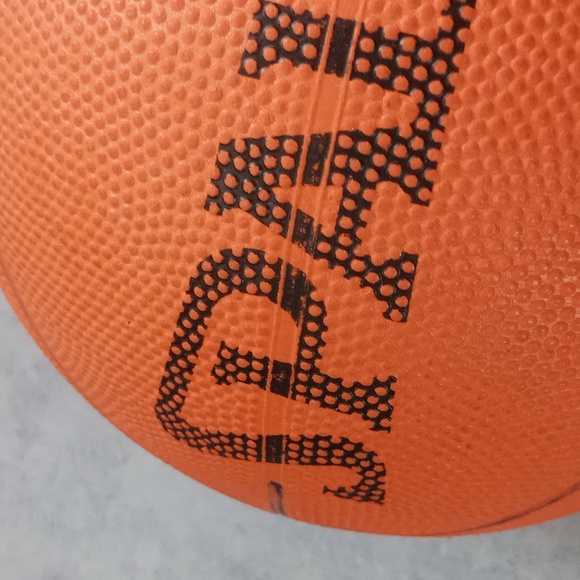 Vintage KFC Basketball with Life-Size SHAQ Hand Print - Picture 4 of 5